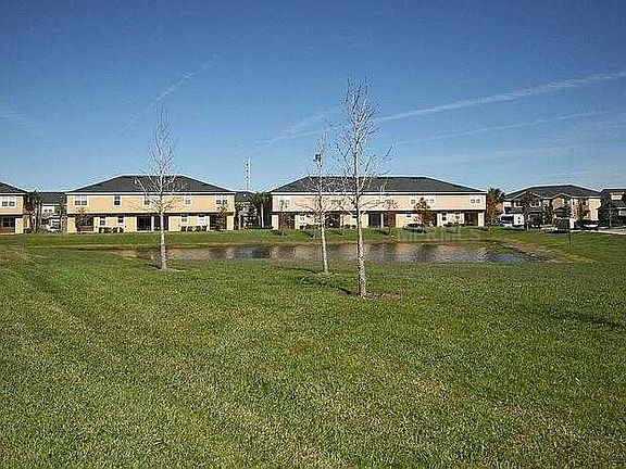 3rd image of 3191 Rodrick Cir