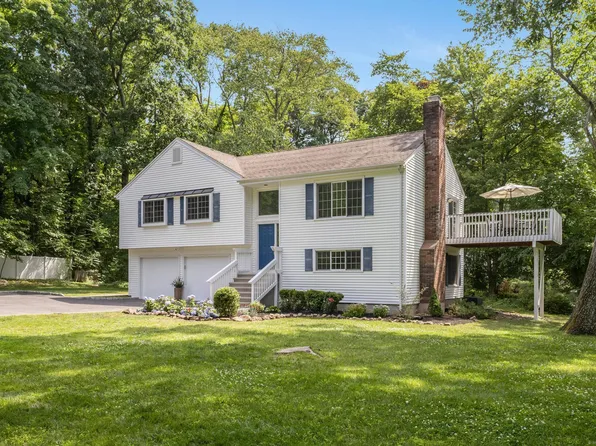 549 Hoyt Street, Darien, CT 06820