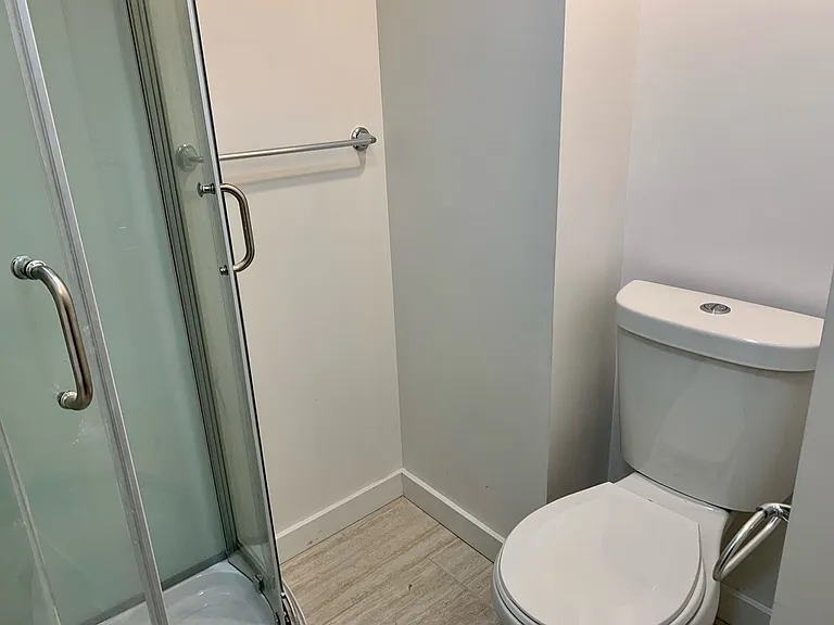5925 Walnut St #4 — Photo 19
