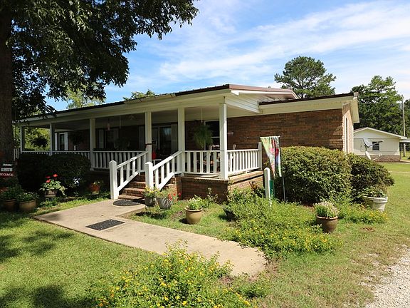 3rd image of 35 Camillia Ln