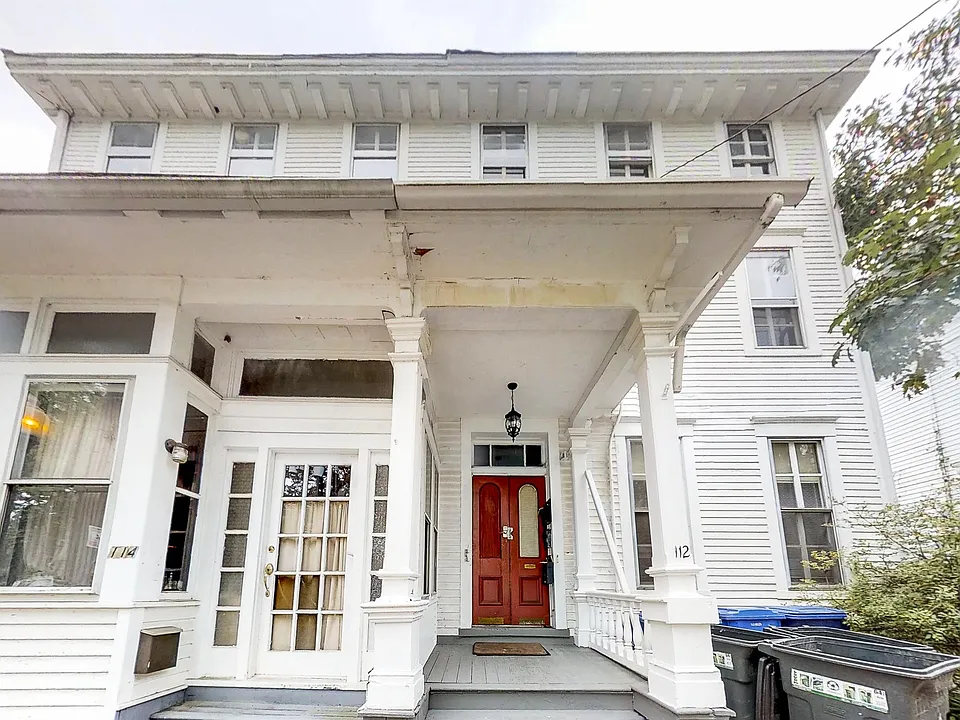 112 Garden St #2