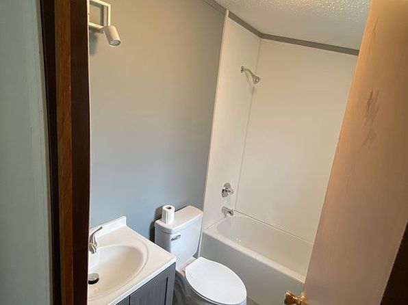 300 E Spencer St LOT 75