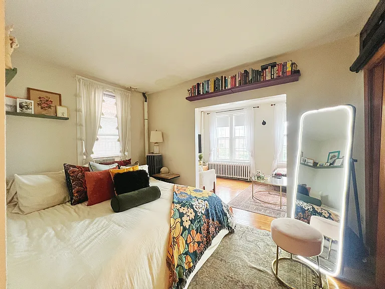 98 W Cedar St #4 — Photo 6