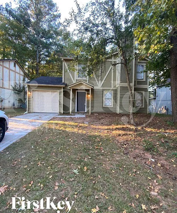 5479 Farmview Close