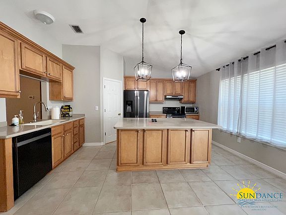 5th image of 1620 Jennifer Ct