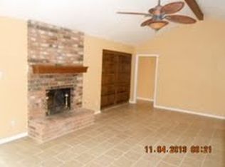 10011 Sageaspen Ln, Houston, TX 77089