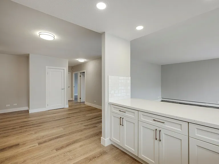 Vallejo Street Apartments