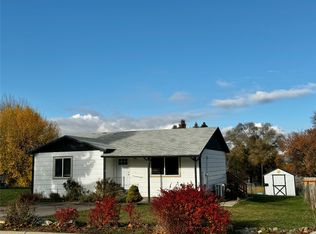 110 Island View Dr, Polson, MT 59860