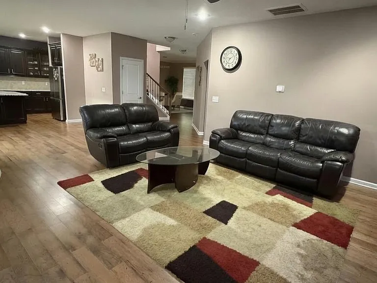 5733 Hurkett Ct — Photo 6