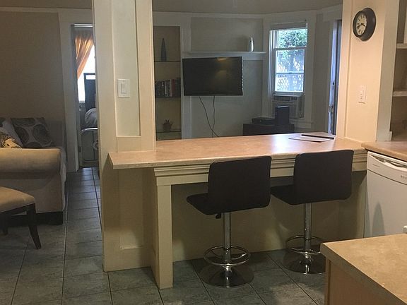 4th image of 2043 C St