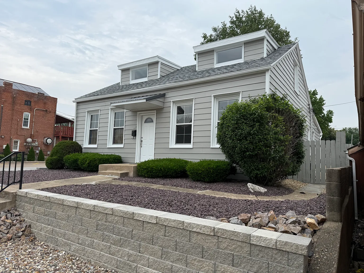 3 bed, 1792 sqft, $1,700 — Photo 2