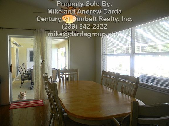 5th image of 3703 SW 21st Pl