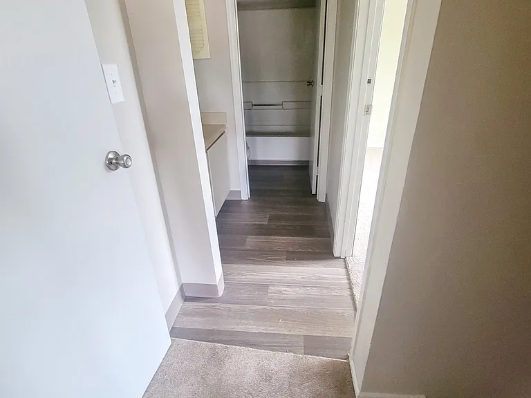 Elk Run Villas — Photo 13