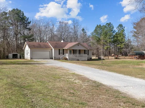 130 Windy Trace Dr, Mc Ewen, TN 37101
