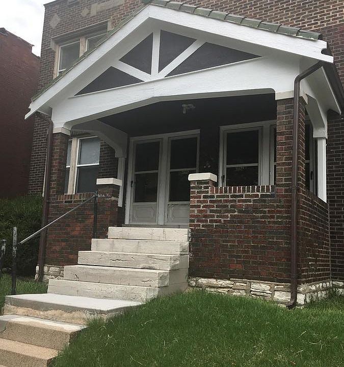 1st image of 3162 S Compton Ave #A