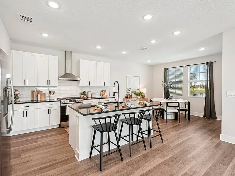 BB Living at Lakewood Ranch — Photo 4