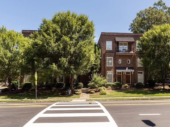 622 N Elm St, Greensboro, NC 27401