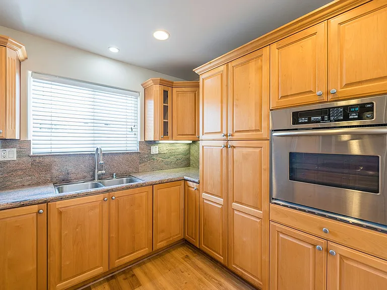 2213 Carnegie Ln #C — Photo 16