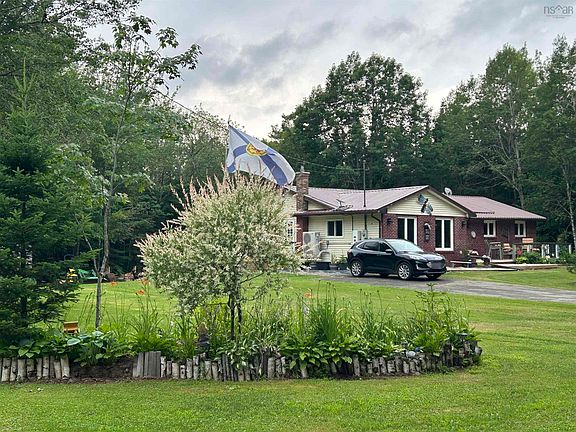 2nd image of 137 Johnson Rd