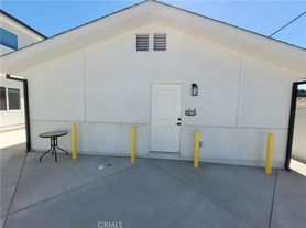8321 Quartz Ave