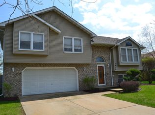 1416 Vintage Dr, Joliet, IL 60431