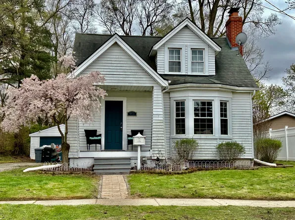 95 W Church St, Lake Orion, MI 48362