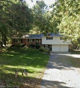 5920 Grange Hall Rd, Holly, MI, 48442