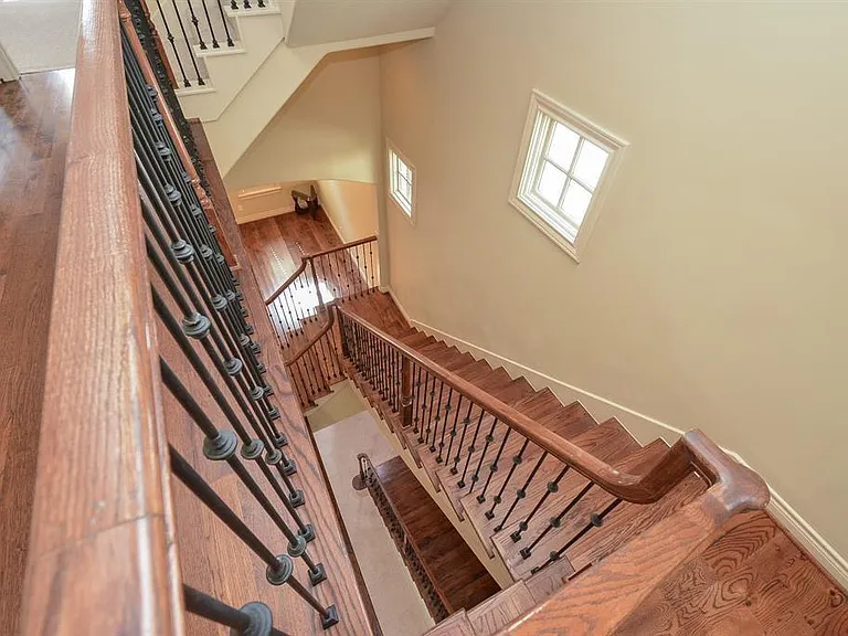 2419 Brazoria St #C — Photo 16