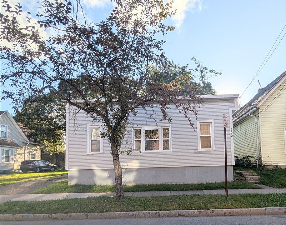 1st image of 102 Carter St
