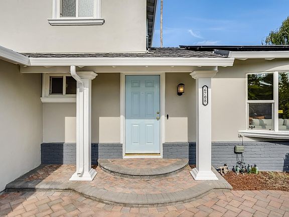 4th image of 6708 Mount Pakron Dr