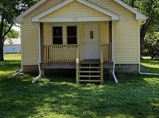 101 E Cedar St, Cedar Bluffs, NE 68015