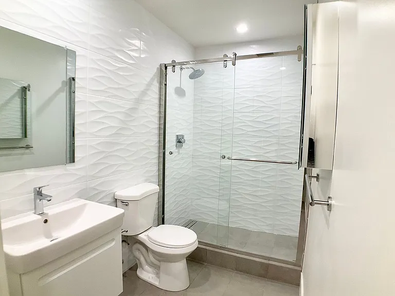 1601 Beach St #201 — Photo 4