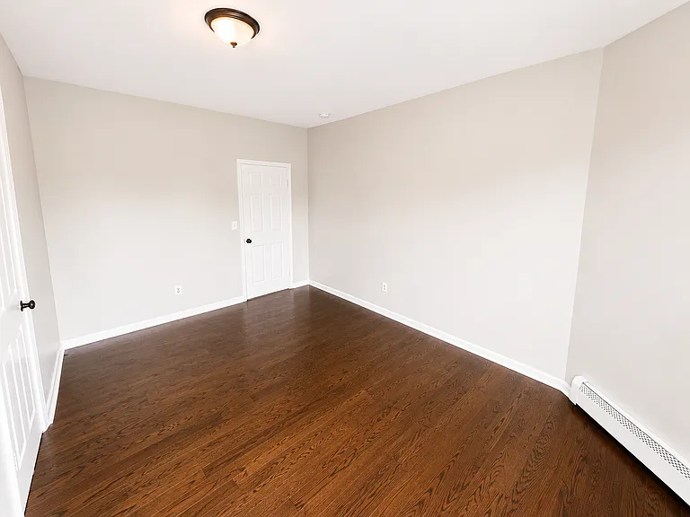 526 S 13th St #1 — Photo 6