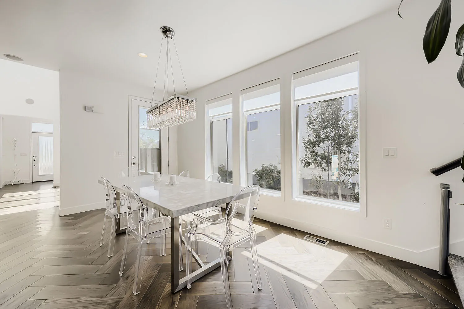 4 bed, 3.5 bath, 3053 sqft, $4,300 — Photo 1
