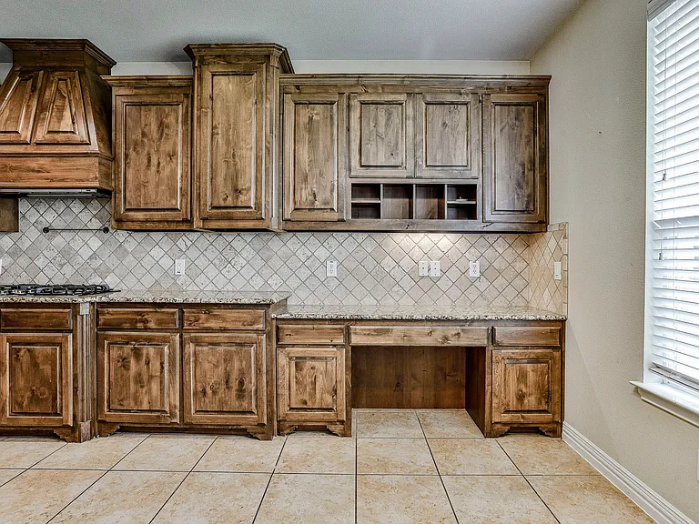 223 Aspen Ln — Photo 9