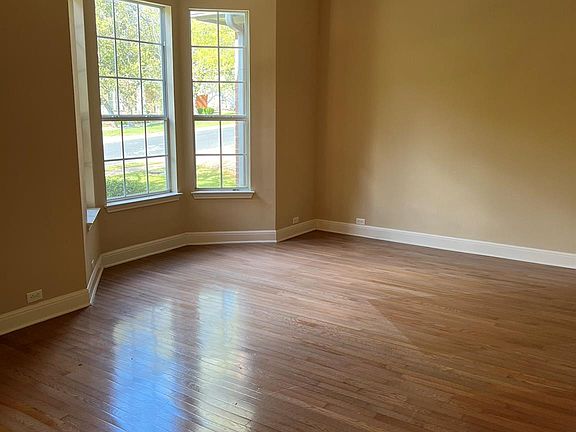 3rd image of 10103 Brightling Ln