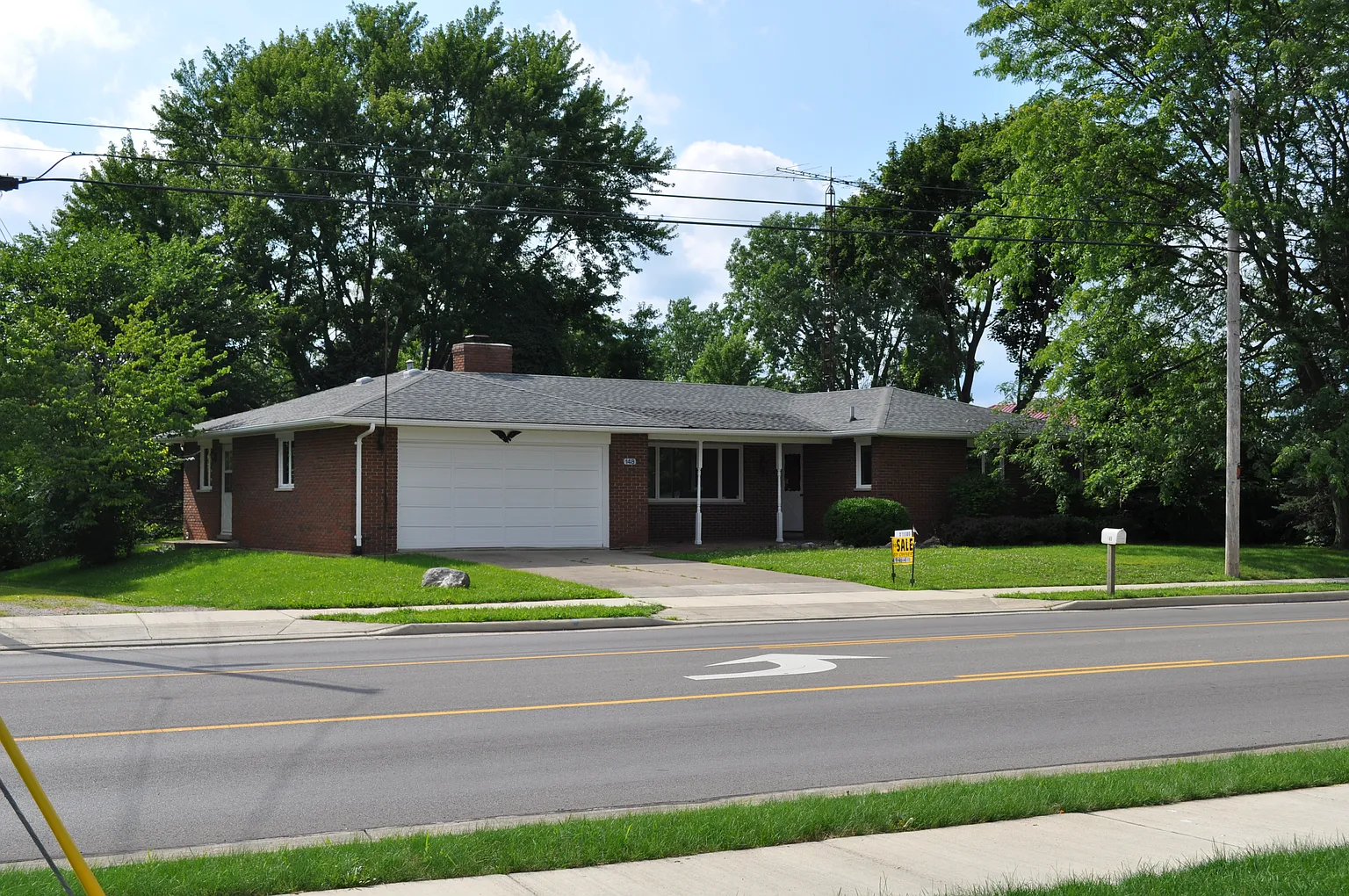 148 Portland Way S photo 1