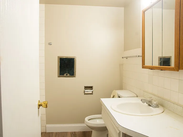 6615-19 W Lloyd Dr — Photo 24