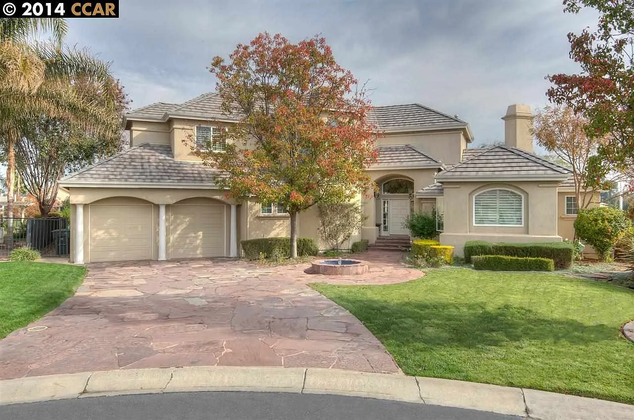 1311 Hampton Ct photo 1