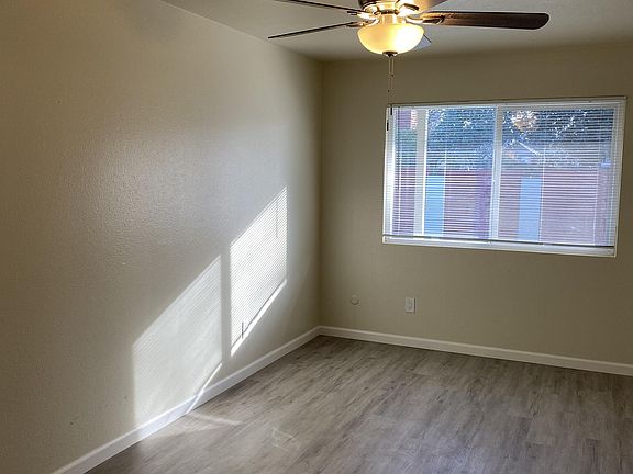 3rd image of 120 E Fairmont Ave #10709447