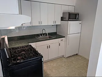 Rented by NY Space Finders Inc.