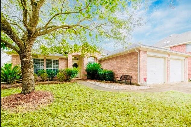1st image of 311 Roans Prarie Ln