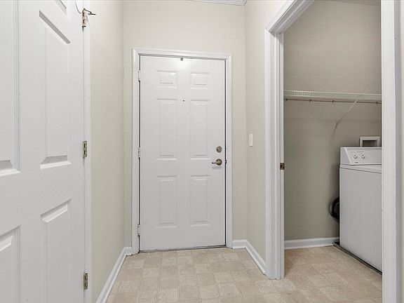 4th image of 305 N Knollwood Dr Suite 5201