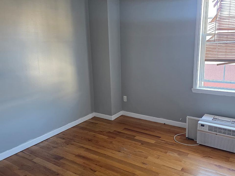 1st image of 85 Norwood St #1