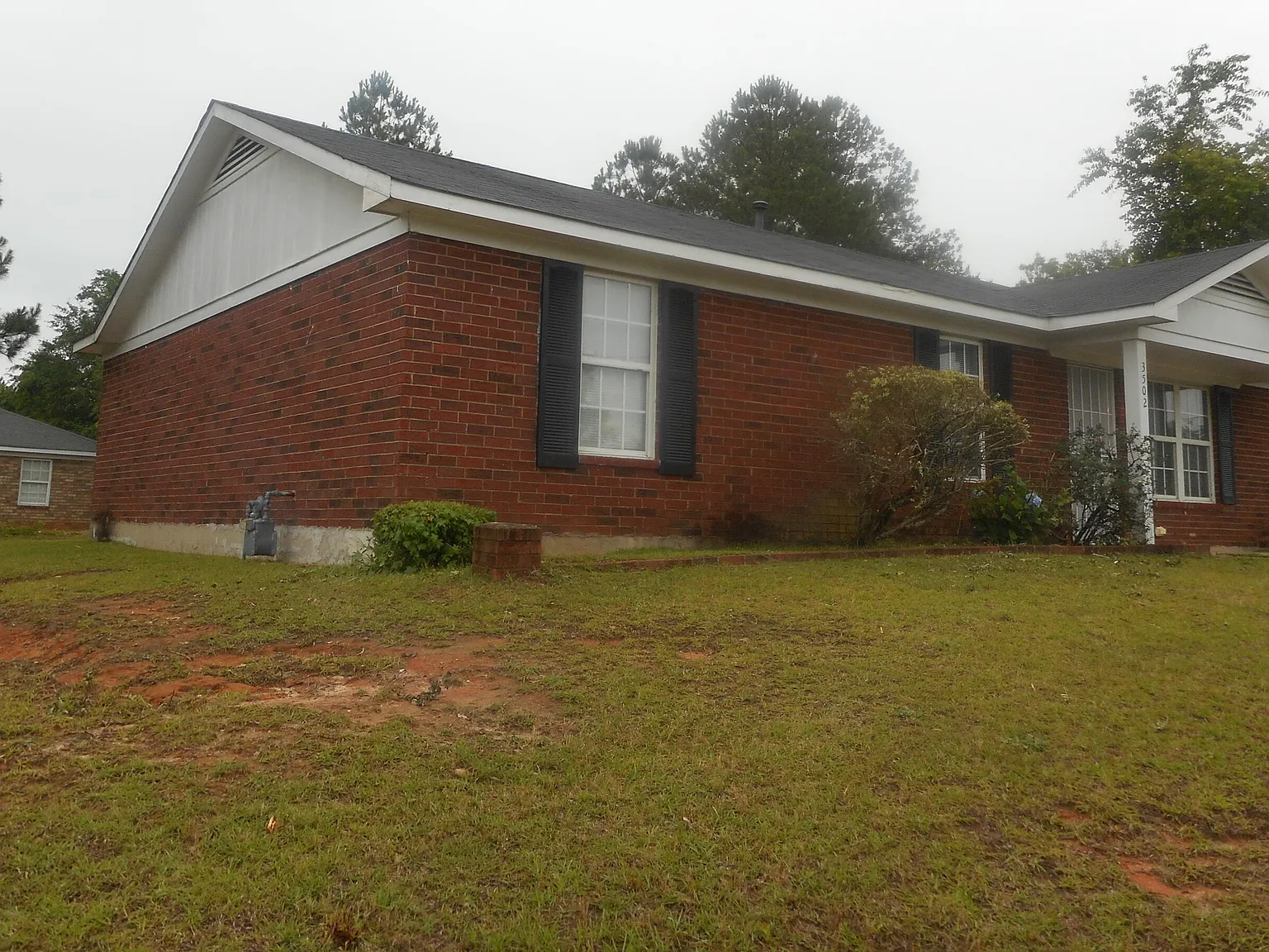 3 bed, 2.0 bath, 1491 sqft, $1,390 — Photo 3