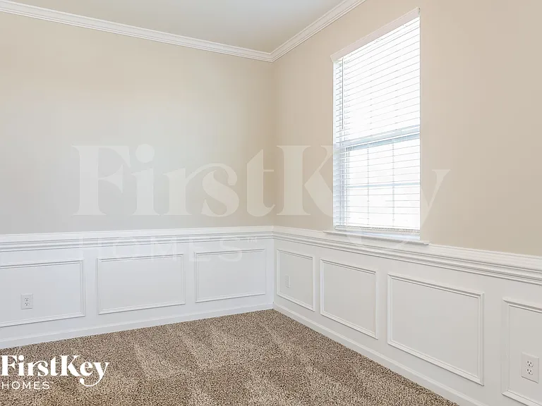 109 Longleaf Dr — Photo 5