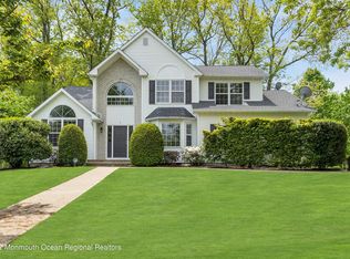 7 Alpine Trl, Tinton Falls, NJ 07712