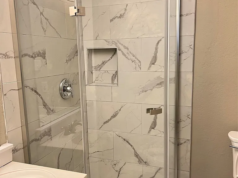 4725 S Fulton Ct — Photo 13