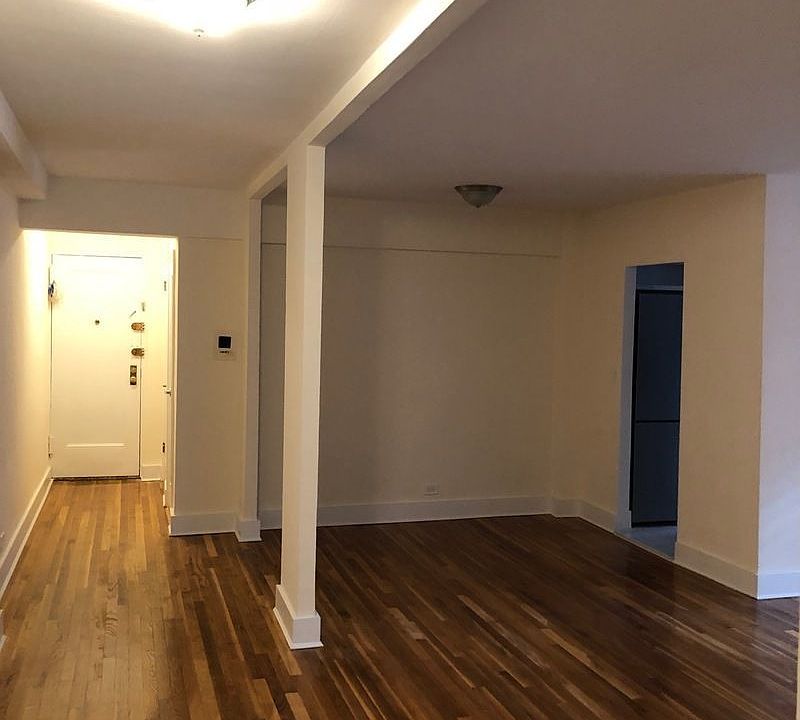 1st image of 50 E 8th St APT 5S