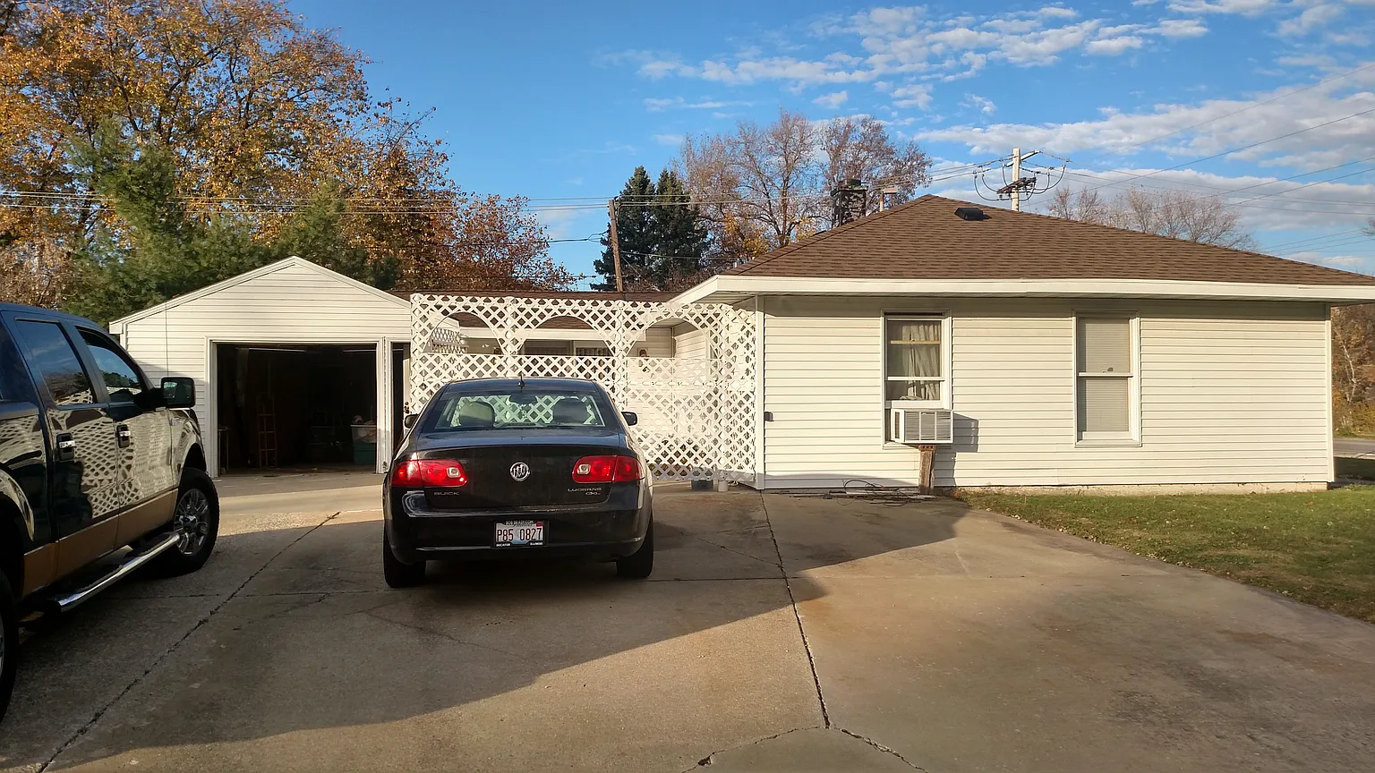 1303 Philo Rd photo 1